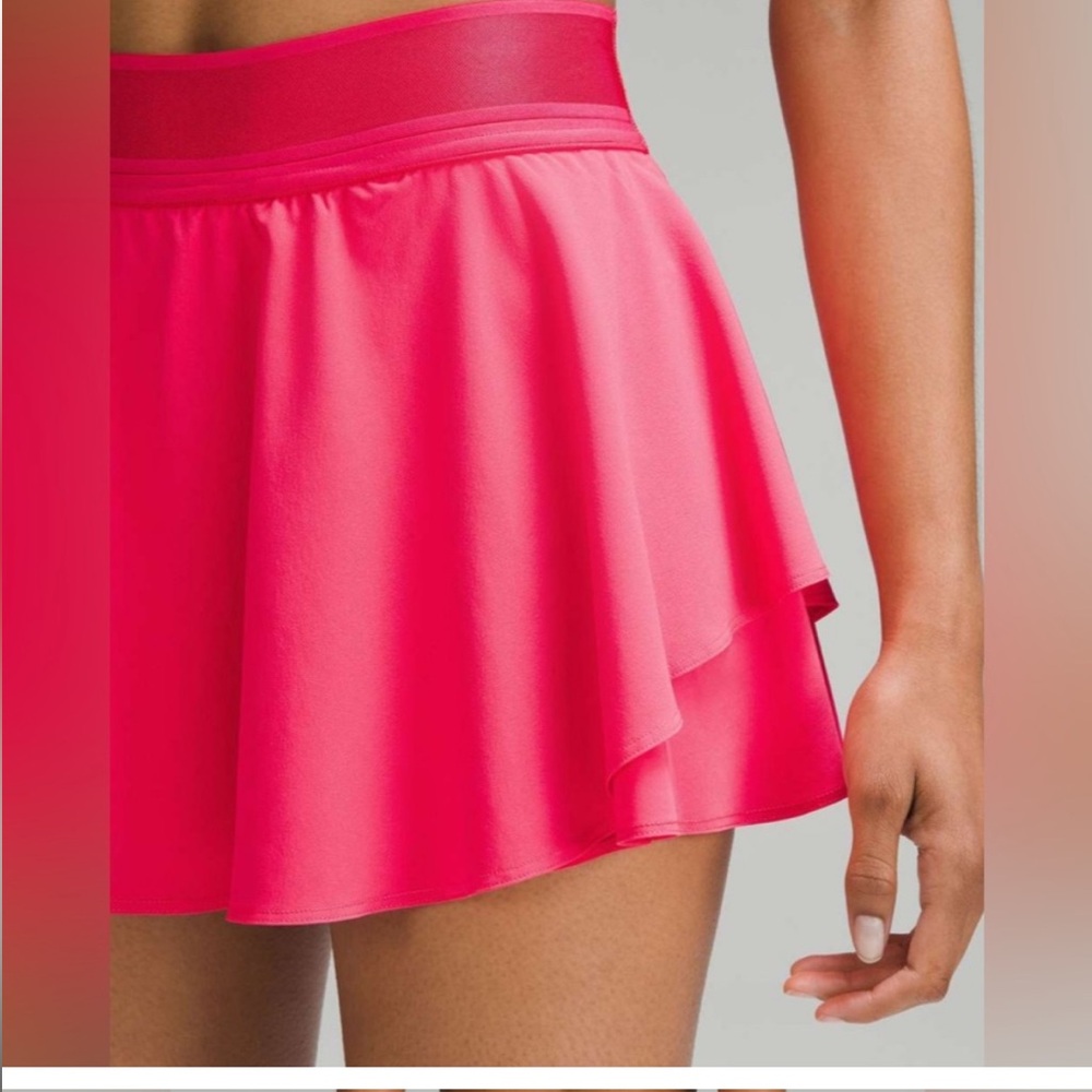 Lululemon Court Rival High-Rise Skirt
Lip Gloss size 4